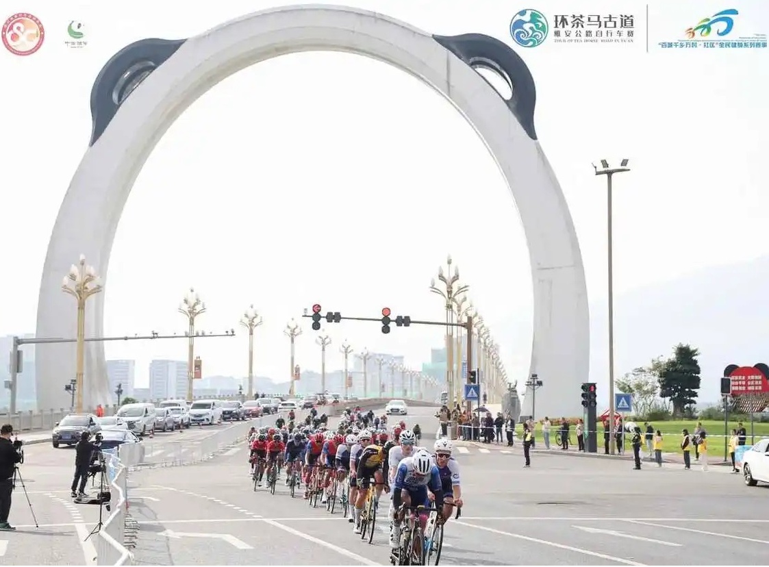 第一届全国, 在提升市民, src 第一届全国, 在提升市民, src