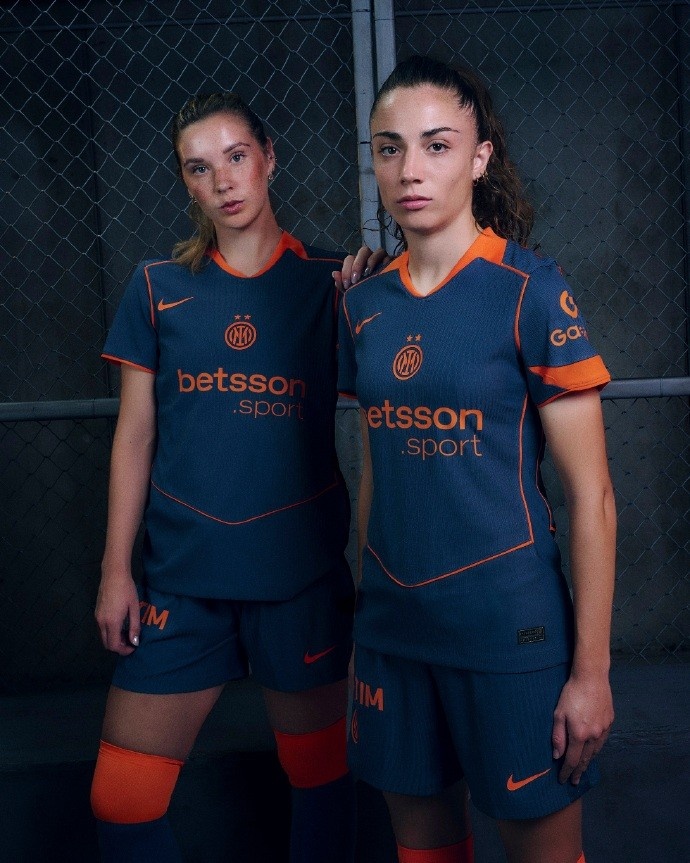 日对阵萨索 日对阵萨索