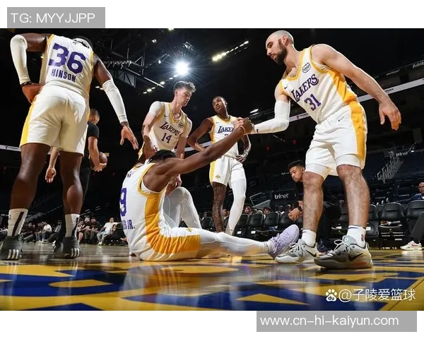 湖人对决热火直播第一节精彩瞬间回顾与分析